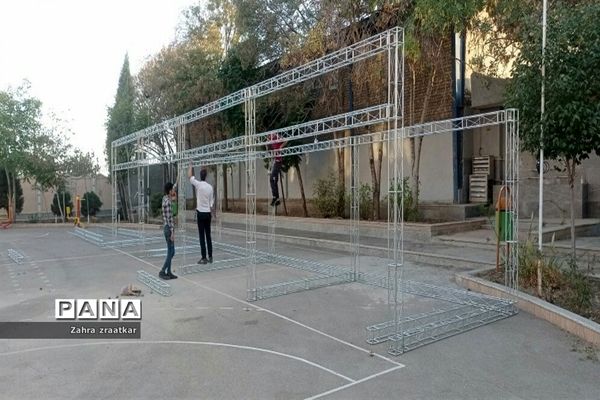 آماده سازی فضای هنرستان فاطمه الزهرا(س) جهت نواختن زنگ بازگشایی مدارس