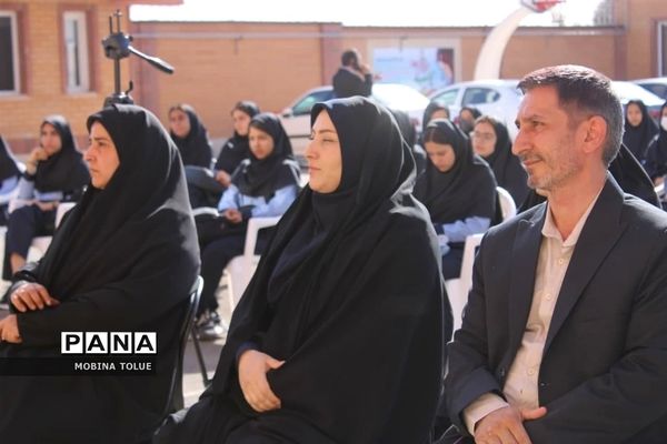 آیین بازگشایی مدارس ناحیه یک بهارستان