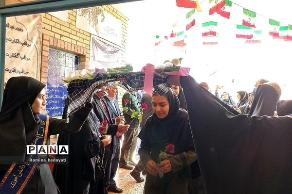 آیین بازگشایی مدارس در رودهن