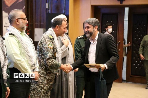 همایش سراسری تجلیل از پیشکسوتان جهاد و مقاومت در قم