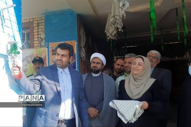 نواخته شدن زنگ مهر و مقاومت در شهرستانفیروزکوه