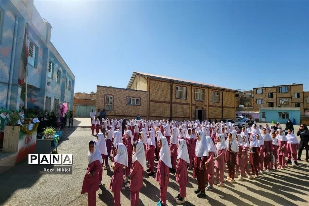 زنگ دفاع مقدس در ناحیه یک بهارستان