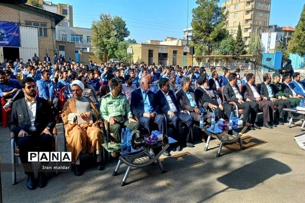 آیین بازگشایی مدارس شهرستان ورامین متمرکز در آموزشگاه شهید عباسپور