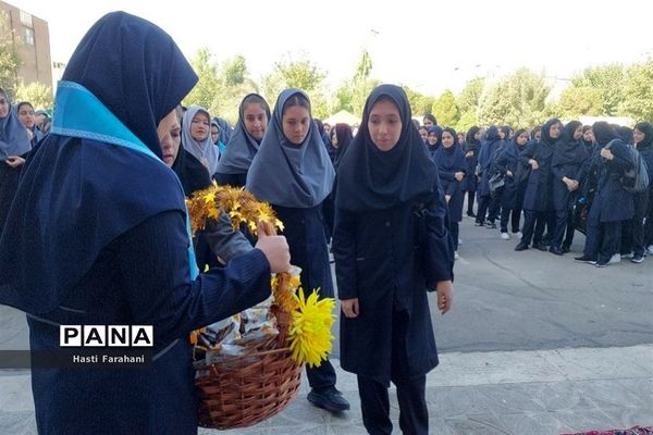 آغاز شروع سال‌تحصیلی‌جدید در شهرستان‌قرچک