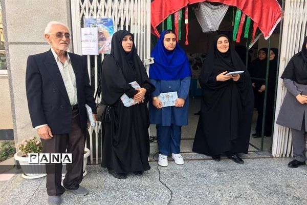 نواختن زنگ مقاومت و بازگشایی مدارس در ساری