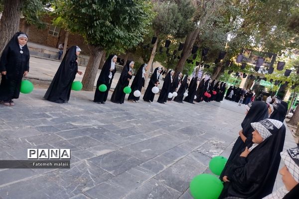 طنین  زنگ ایثار و مقاومت در مدارس شهرستان اقلید