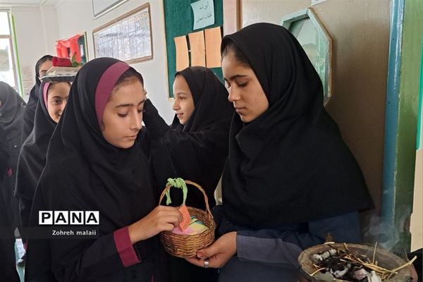 طنین  زنگ ایثار و مقاومت در مدارس شهرستان اقلید