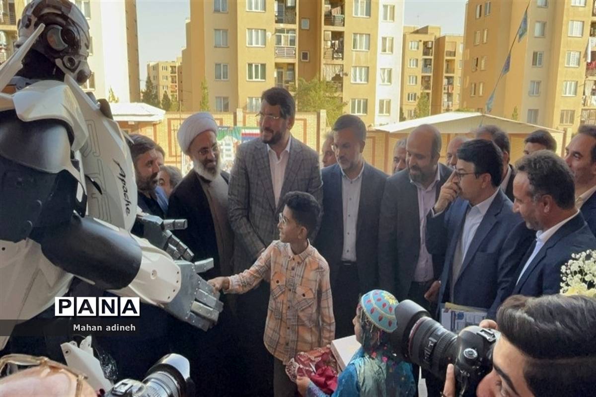 افتتاح هوشمندترین ساختمان شهید نوچمنی دبیرستان استعدادهای درخشان علامه حلی۲ در شهر جدید پرند