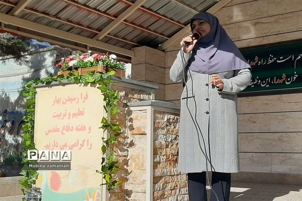 زنگ ایثار و شهادت همزمان با آغازسال تحصیلی دردبیرستان شاهدشهیدحمامی