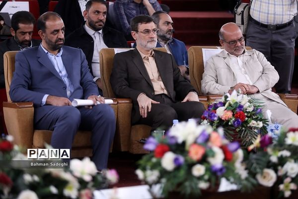 مراسم رونمایی از صدو چهل شهید، صدو چهل روایت