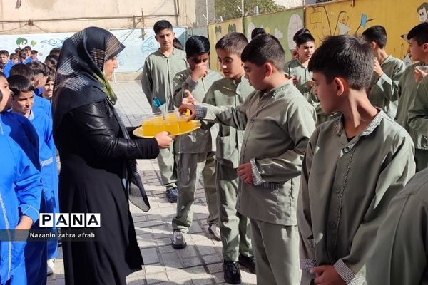 جشن امامت حضرت مهدی(ع) در دبستان هموطن 2 رودهن