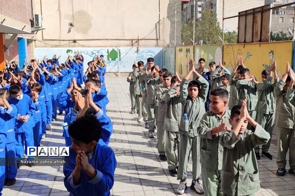 جشن امامت حضرت مهدی(ع) در دبستان هموطن 2 رودهن