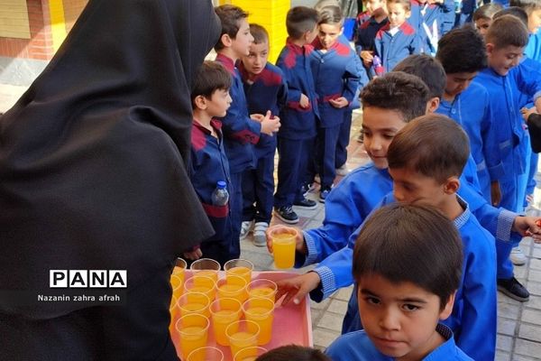 جشن امامت حضرت مهدی(ع) در دبستان هموطن 2 رودهن