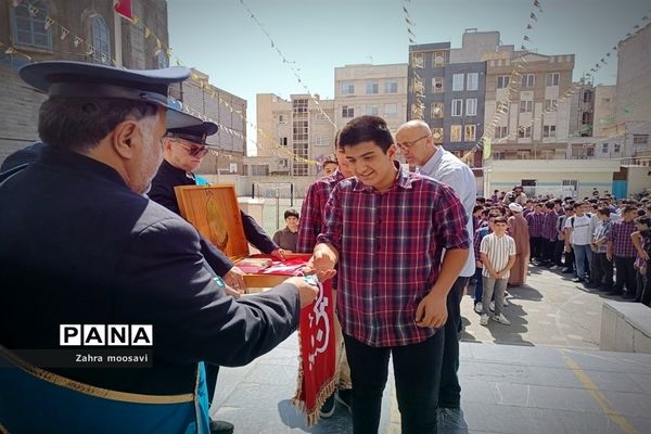 گلبانگ مهدوی در دبیرستان پسرانه دور اول ابرار