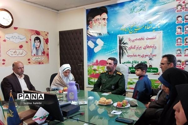 مراسم تقدیر از نخبگان کنکور سراسری رودهن توسط فرمانده سپاه دماوند