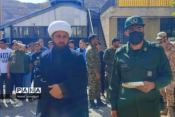 تشییع شهید گمنام در دبیرستان و هنرستان پسرانه سما رودهن