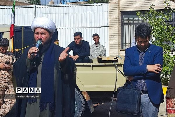 تشییع شهید گمنام در دبیرستان و هنرستان پسرانه سما رودهن