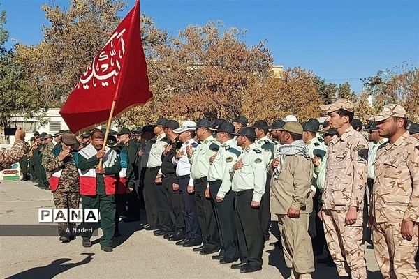 صبحگاه مشترک نیروهای مسلح به‌مناسبت هفته دفاع مقدس شهرستان شیروان