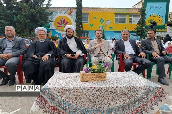 برگزاری جشن عاطفه‌ها در مدارس شهرستان ساری