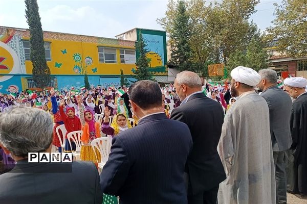 برگزاری جشن عاطفه‌ها در مدارس شهرستان ساری