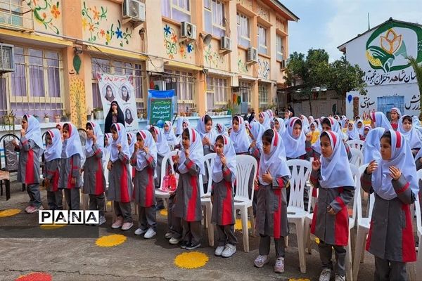 برگزاری جشن عاطفه‌ها در شهرستان محمودآباد