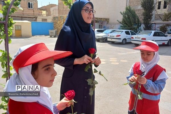 مراسم جشن عاطفه‌ها در بهارستان