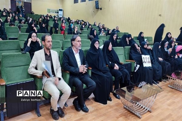 برگزاری هفتمین محفل خاطره‌گویی بانوان در شهرستان بجنورد