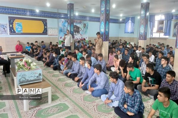استقبال از شهید گمنام در مدارس ملارد