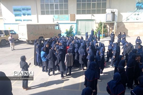 تشییع شهید گمنام در مدارس دخترانه رودهن