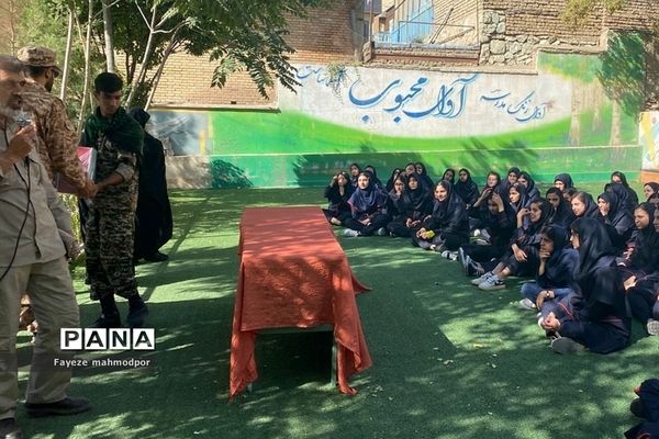 تشییع شهید گمنام در مدارس دخترانه رودهن