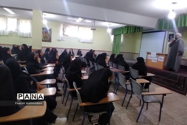 تشییع شهید گمنام در مدارس دخترانه رودهن