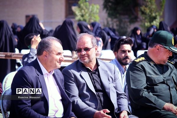 اجتماع جوانان نقش آفرین گام دوم انقلاب