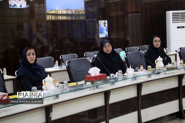 نشست هم‌اندیشی کارشناسان تربیت‌بدنی و سلامت شهرستان‌ها و مناطق با حوزه  تربیت بدنی و سلامت   آموزش و پرورش استان بوشهر