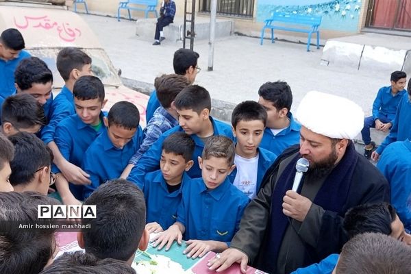 تشییع شهید گمنام در دبیرستان ۱۳ آبان و متوسطه اول سما رودهن