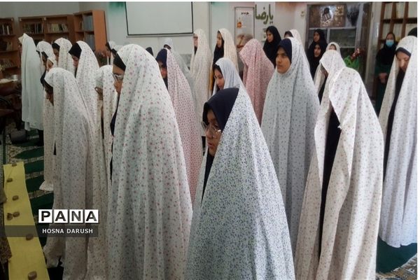 نواختن زنگ نماز در دبیرستان دخترانه نابینایان تقوا