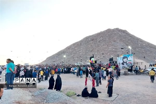 جشنواره بادبادک‌ها در اردکان