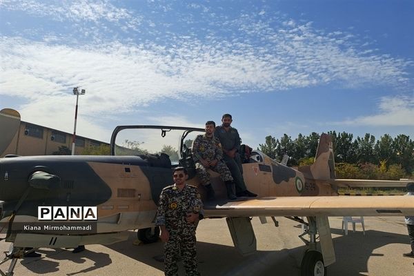 نمایشگاه دستاوردها و راهیان پیشرفت نیروی هوافضای سپاه در مشهد