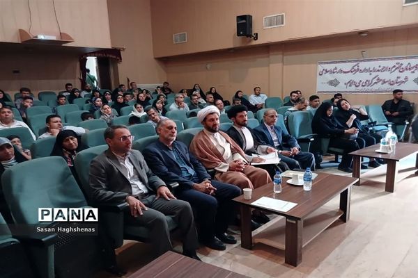 اختتامیه نمایشگاه خوشنویسی خط سرخ درشهرستان اسلامشهر