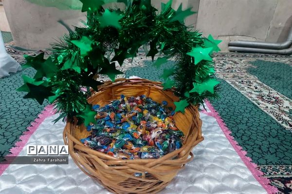 جشن نماز دانش‌آموزان آموزشگاه الله‌اکبر اسلامشهر