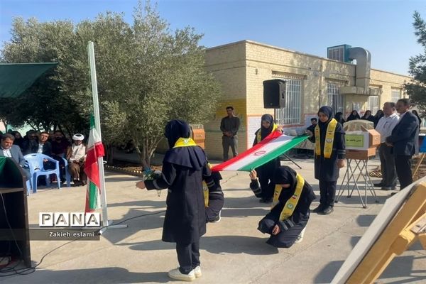 دبیرستان سمیه میزبان جشن عاطفه‌ها در شهرستان خاتم