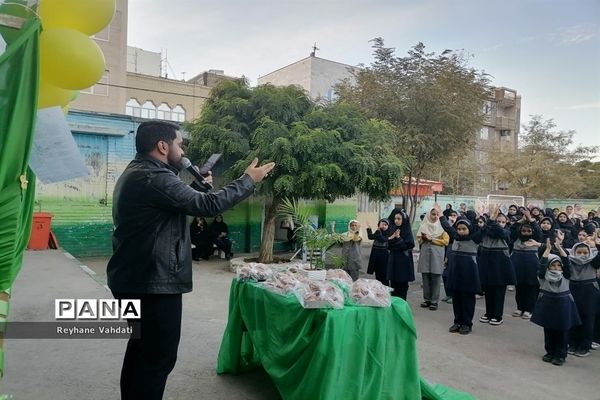 جشن میلاد پیامبر(ص) در دبستان کوثر