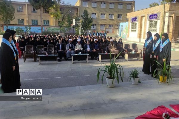 نواخته شدن زنگ وقف در دبیرستان ۲۲ بهمن
