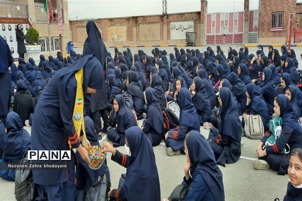 جشن ولادت رسول اکرم (ص) و امام جعفر صادق(ع) در مدارس و پایگاه‌های بسیج شهرستان ملارد