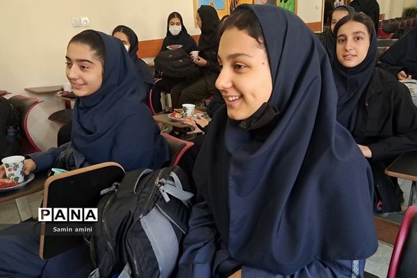 طرح هر مدرسه یک خبرنگار در آموزش و پرورش رودهن
