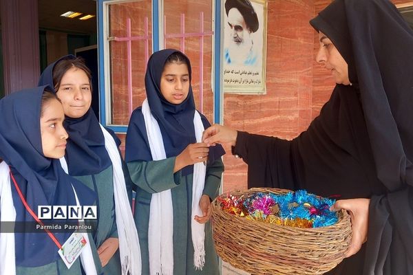 برگزاری انتخابات اولیا و مربیان بهارستان‌۲ در دبستان ابتکار