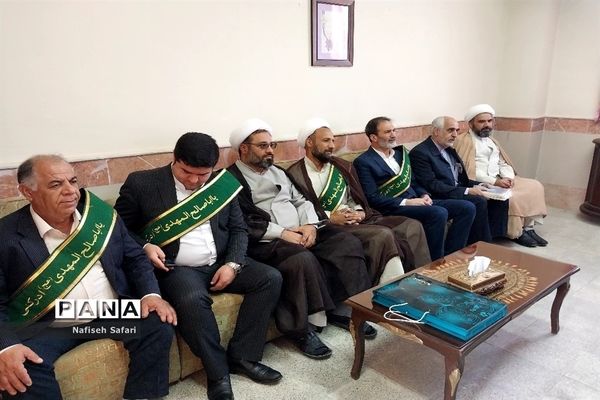 حضور پرچم متبرک مسجد مقدس جمکران در دبیرستان حضرت مریم