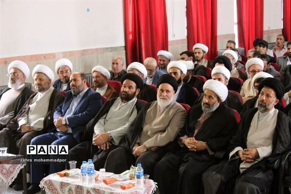 آیین تکریم و معارفه امام جمعه بخش گلستان شهرستان بهارستان