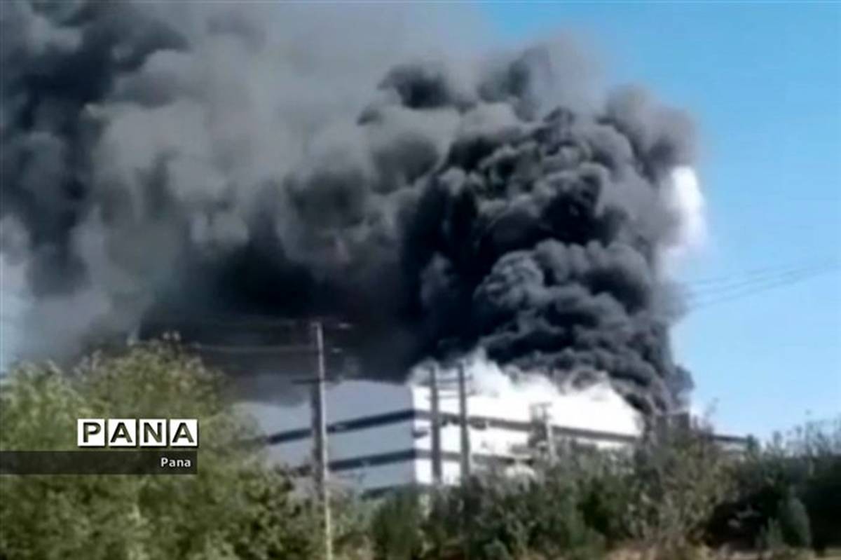 آتش‌سوزی شهرک صنعتی بناب بعد از ۴ ساعت مهار شد