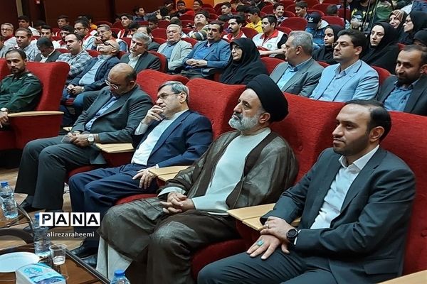 برگزاری مراسم اختتامیه هفته فرهنگی شهرستان فیروزکوه
