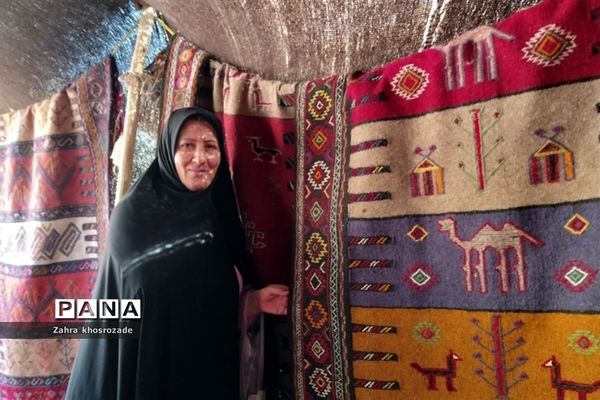 برگزاری نمایشگاه صنایع‌دستی و محصولات روستایی و عشایری در مصلی امام خمینی (ره)
